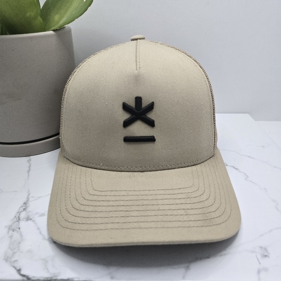 Lumino | black embroidered logo tan cream sporty trucker hat | unisex - Picture 2 of 9